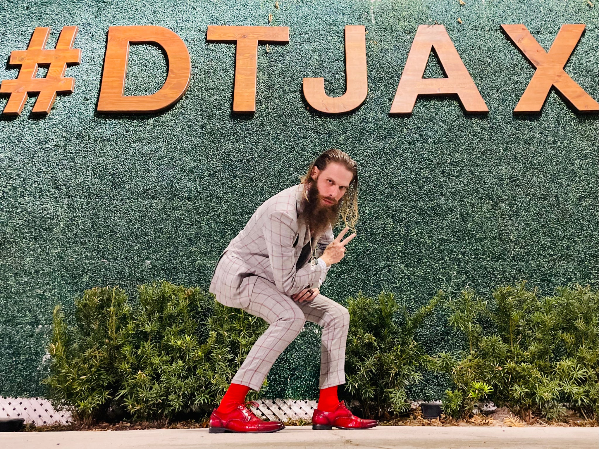 Embracing Sustainability: The Art of Dressing with Purpose and Confidence